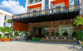 Hostel Luxury Tây Bắc